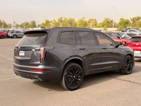 Used 2021 Cadillac XT6 Sport w/ LPO, ONYX Package AWD/4WD image 6