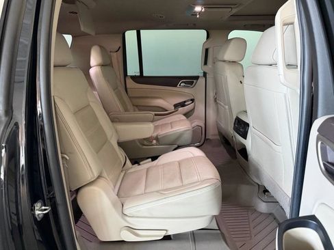 Used 2020 GMC Yukon XL Denali w/ Denali Ultimate Package RWD image 19