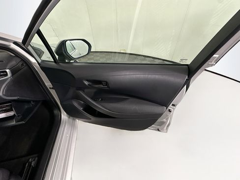 Used 2024 Toyota Corolla LE image 31