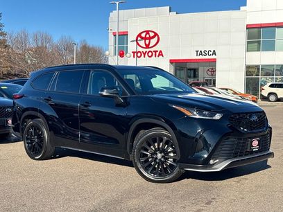 Used 2023 Toyota Highlander XSE