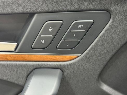 Used 2021 Audi Q5 Premium Plus w/ Premium Plus Package image 24