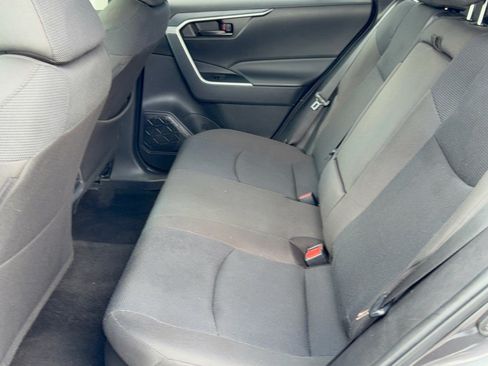 Used 2025 Toyota RAV4 LE AWD/4WD image 25