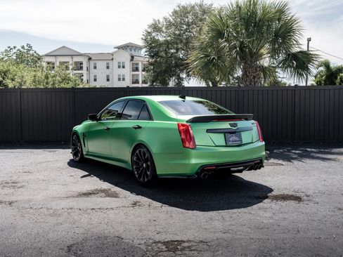 Used 2019 Cadillac CTS V w/ Luxury Package RWD image 6