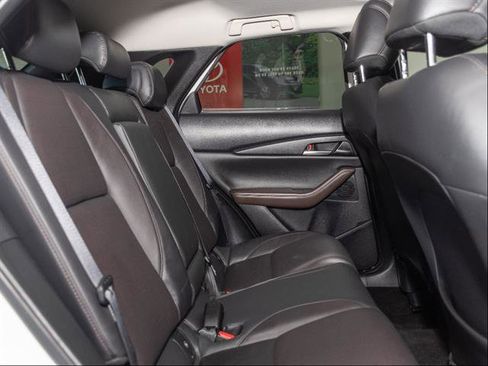 Used 2024 MAZDA CX-30 AWD 2.5 S w/ Premium Package image 21