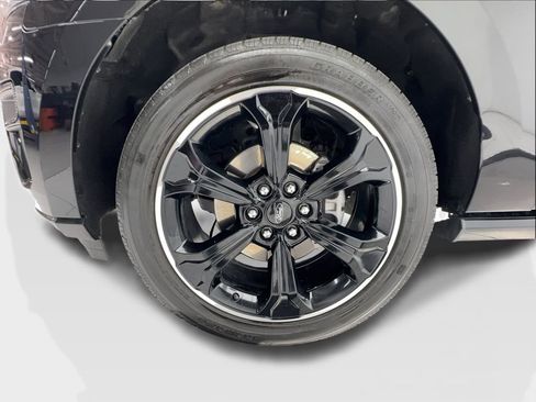 Used 2023 Ford Expedition Limited RWD image 13