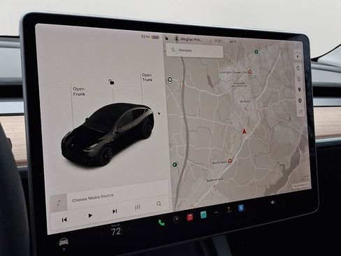 Used 2021 Tesla Model Y Long Range image 17