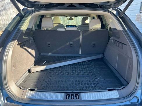 Used 2022 Lincoln Nautilus Reserve image 26