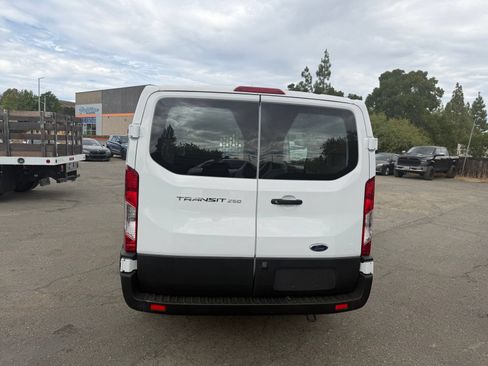 Used 2025 Ford Transit 250 Low Roof w/ Exterior Upgrade Package RWD image 4