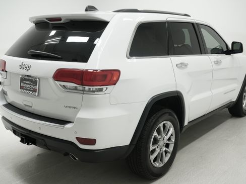Used 2016 Jeep Grand Cherokee Limited w/ Trailer Tow Group IV AWD/4WD image 4