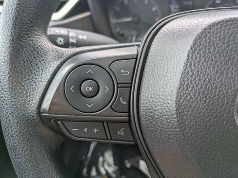 Used 2025 Toyota Corolla LE FWD image 20