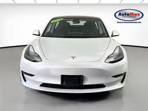 Used 2023 Tesla Model 3 Performance image 7