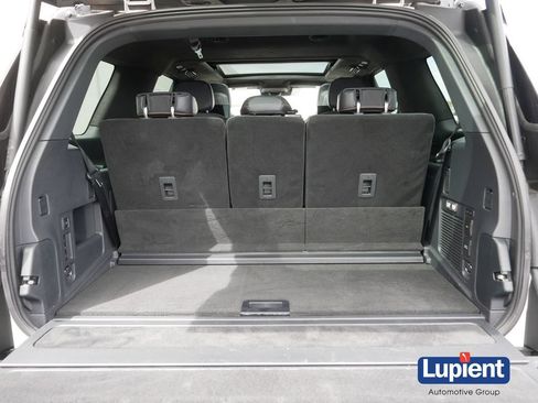 Used 2025 Lincoln Navigator Black Label AWD/4WD image 8