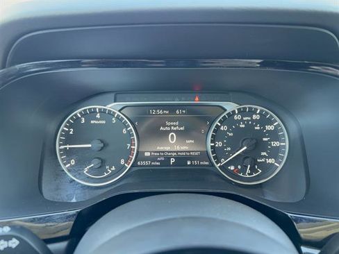 Used 2022 Nissan Pathfinder SV w/ SV Black Package image 15