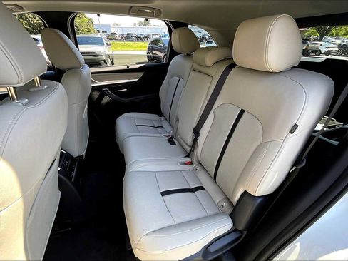 Used 2025 MAZDA CX-70 Plug-In Hybrid w/ Premium Pkg image 19