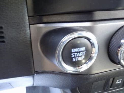 Used 2023 Toyota Tacoma TRD Sport image 17