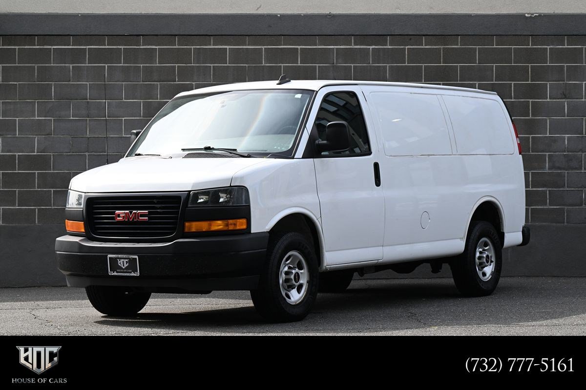 Used 2022 GMC Savana 2500 RWD image 1