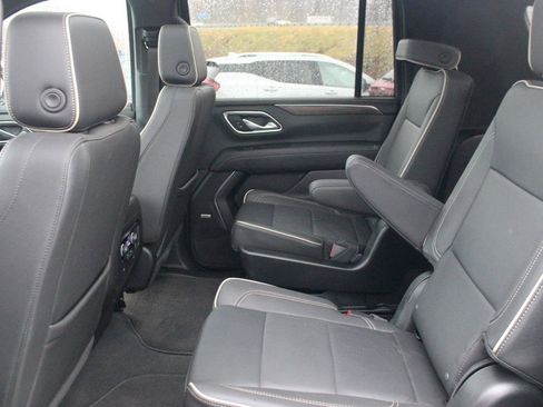 Used 2024 Chevrolet Suburban Premier w/ Max Trailering Package image 34