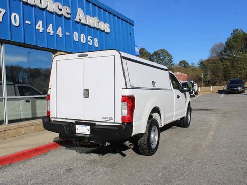 Used 2018 Ford F250 XL w/ Power Equipment Group image 4