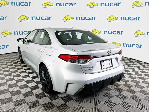 Used 2024 Toyota Corolla SE image 5