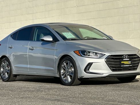 Used 2018 Hyundai Elantra Limited w/ Limited Ultimate Package 02 image 2