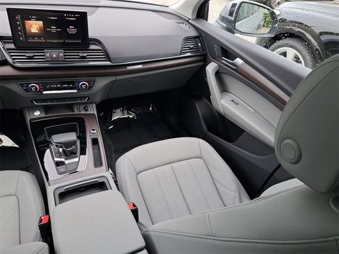 Certified 2022 Audi Q5 2.0T Premium image 25
