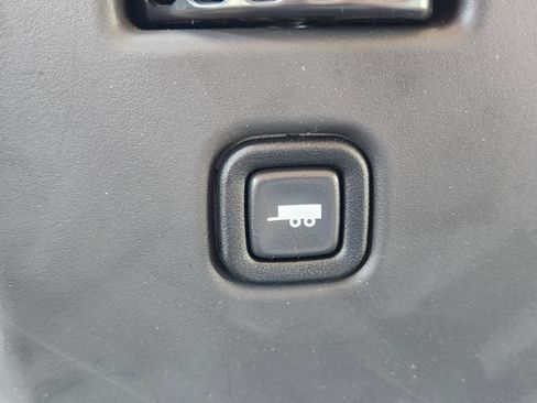 New 2025 Chevrolet Express 3500 w/ Power Convenience Package image 21