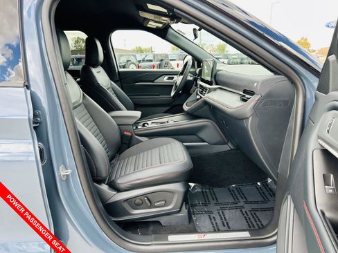 New 2026 Ford Explorer ST-Line image 40