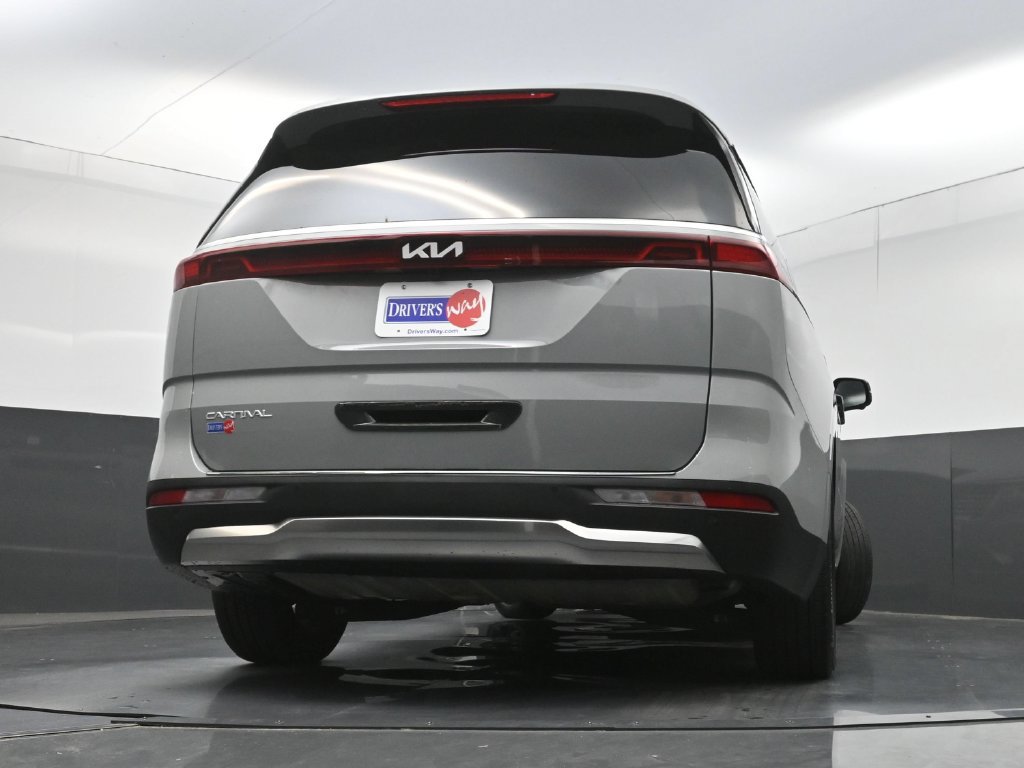Used 2024 Kia Carnival SX Prestige FWD image 30