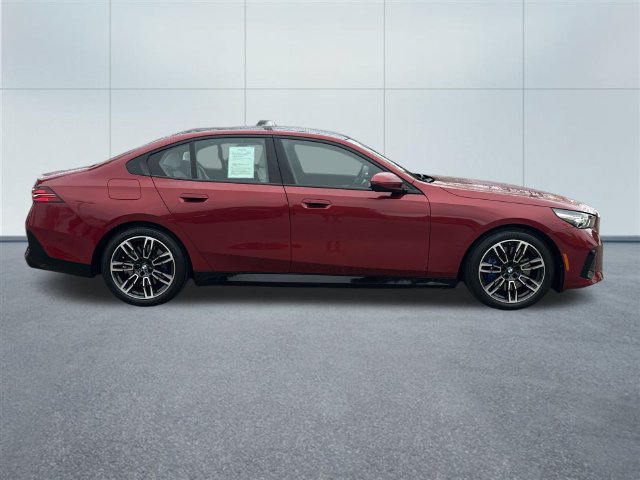 Used 2026 BMW 540i xDrive AWD/4WD image 5