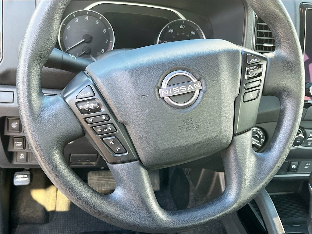 Used 2023 Nissan Frontier SV w/ Midnight Edition Package AWD/4WD image 11