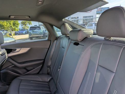 Used 2022 Audi A4 2.0T Premium Plus w/ Premium Plus Package AWD/4WD image 4
