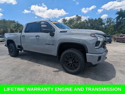 Used 2024 Chevrolet Silverado 2500 LTZ w/ LTZ Plus Package AWD/4WD image 3