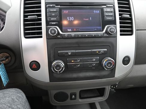 Used 2018 Nissan Frontier S image 14