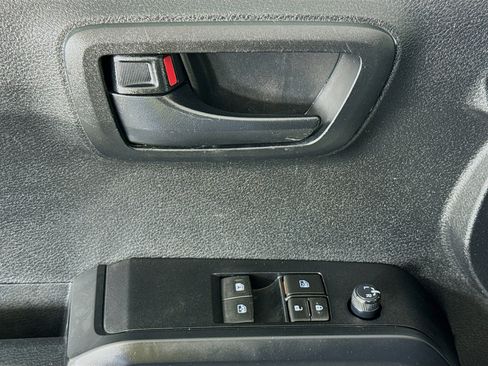 Used 2021 Toyota Tacoma SR image 22