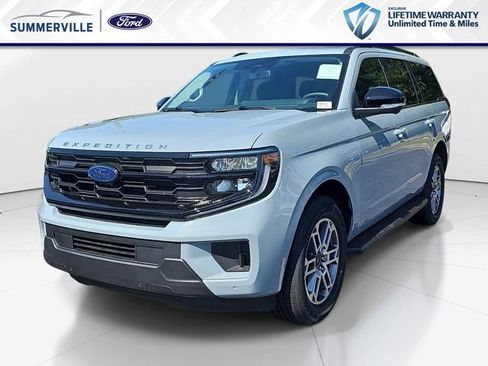 New 2026 Ford Expedition Active RWD image 9