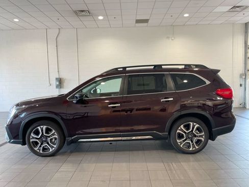 Certified 2024 Subaru Ascent Touring w/ Popular Package #2 AWD/4WD image 2