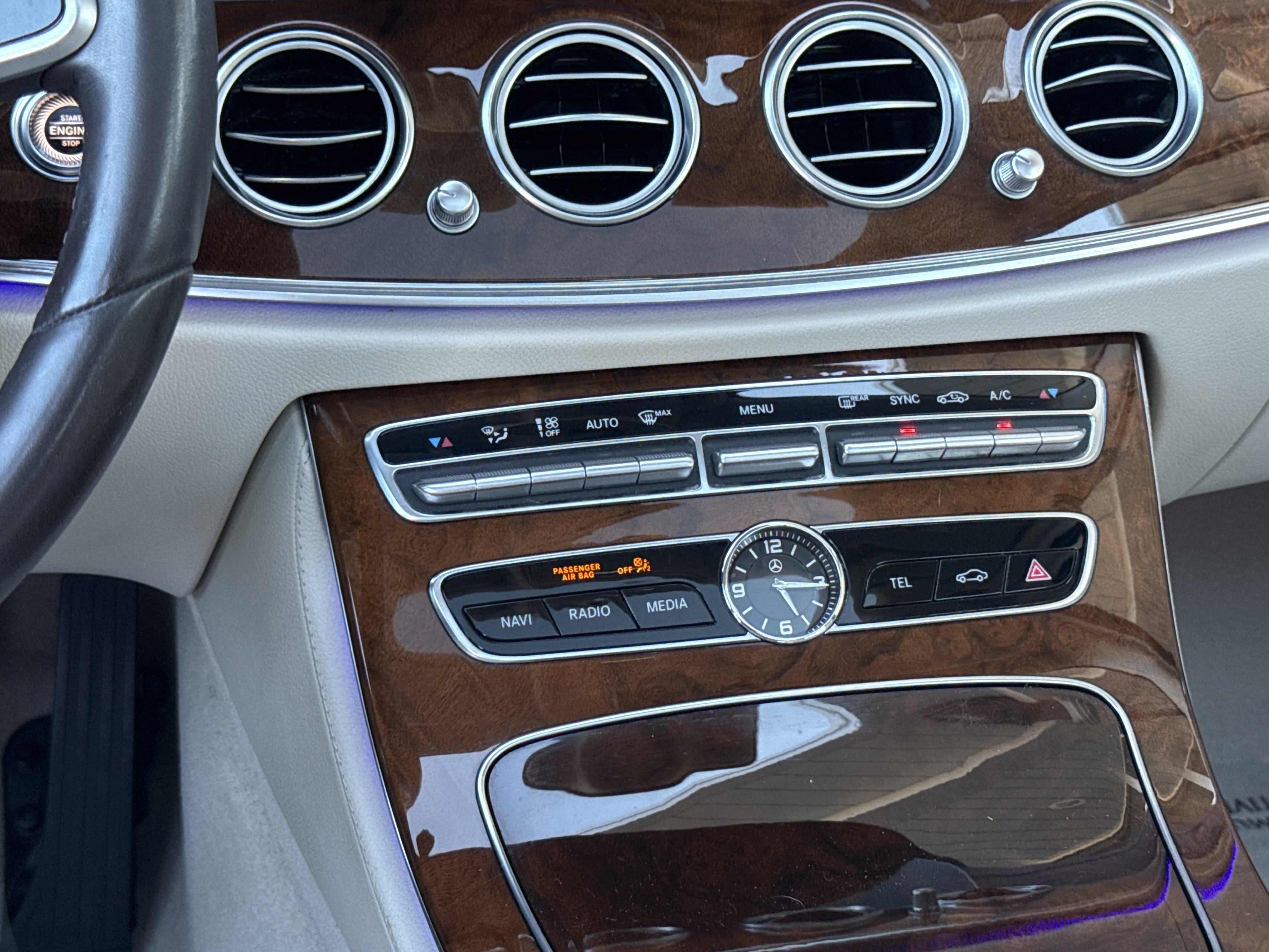 Certified 2020 Mercedes-Benz E 450 4MATIC Wagon image 40
