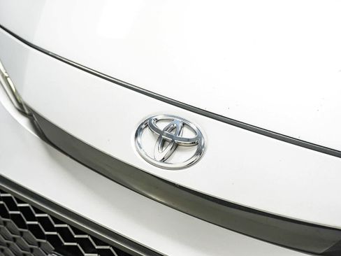 Used 2021 Toyota Corolla XSE w/ Carpet Mat Package (TMS) FWD image 8