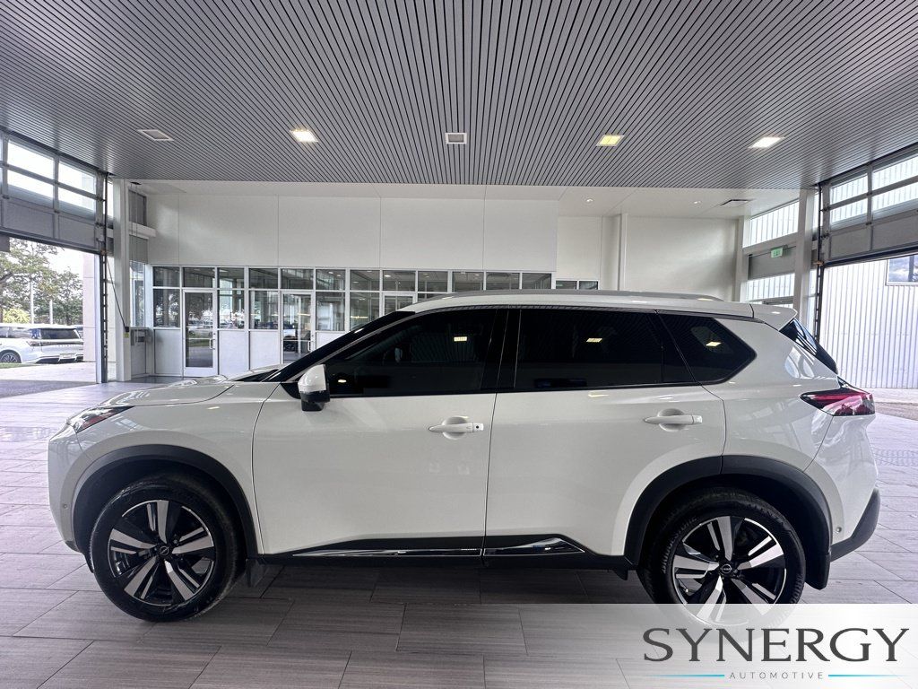 Used 2023 Nissan Rogue SL w/ SL Premium Package FWD image 13