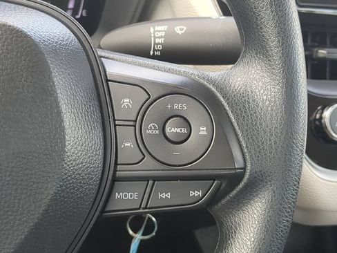Used 2026 Toyota Corolla LE FWD image 28