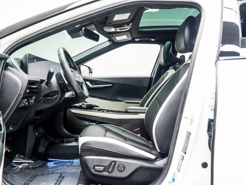 Used 2024 Kia EV6 GT-Line image 38