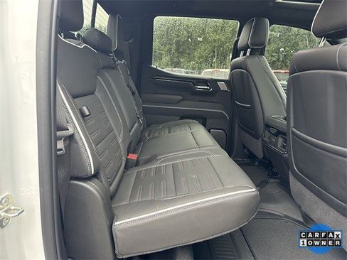 Used 2024 GMC Sierra 1500 AT4X image 32
