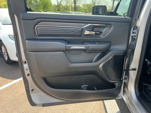 Used 2025 RAM 1500 Limited AWD/4WD image 25