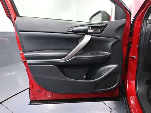 Used 2022 Mitsubishi Eclipse Cross SEL image 19