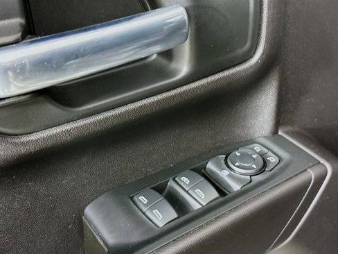 Used 2023 Chevrolet Silverado 1500 Custom Trail Boss image 17