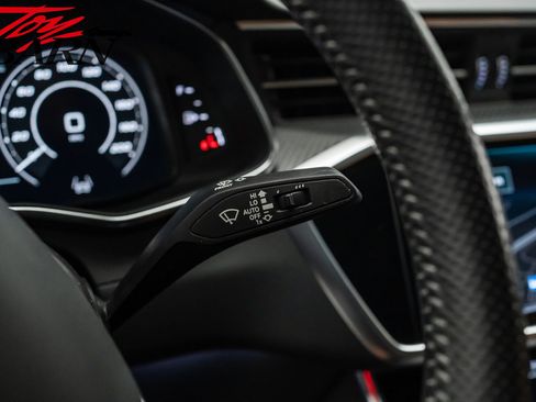 Used 2021 Audi RS 7 Sportback w/ RS 7 Executive Package image 41