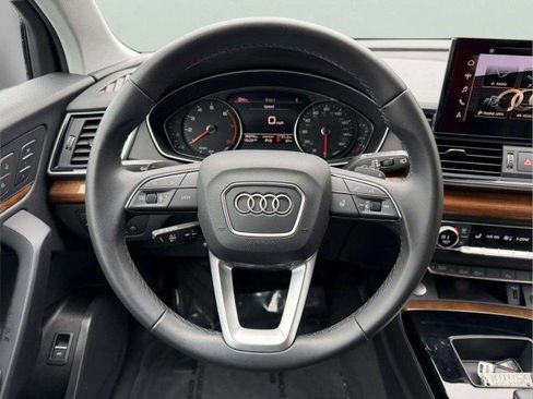 Certified 2023 Audi Q5 2.0T Premium w/ Convenience Package AWD/4WD image 11