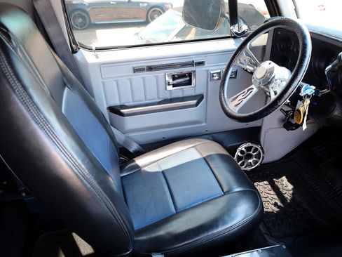 Used 1988 GMC Jimmy 4WD image 47