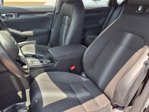 Used 2023 Honda Civic Sport image 13