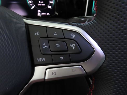 New 2025 Volkswagen GTI SE image 16